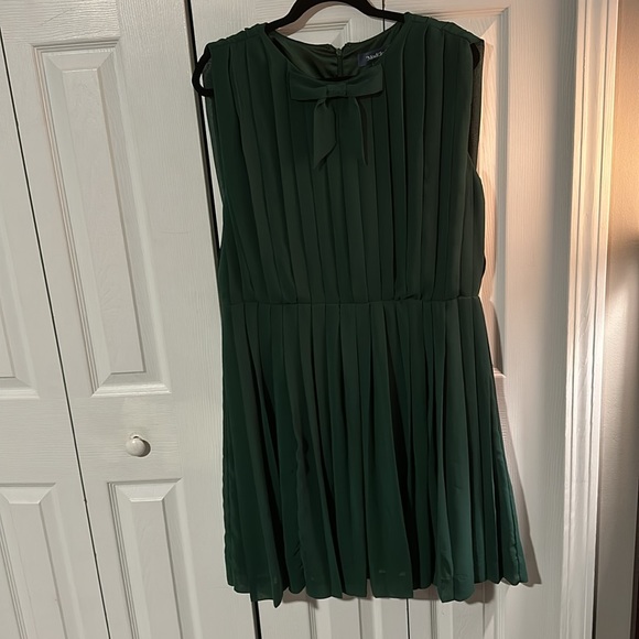 ModCloth pleated mini dress - Picture 8 of 12